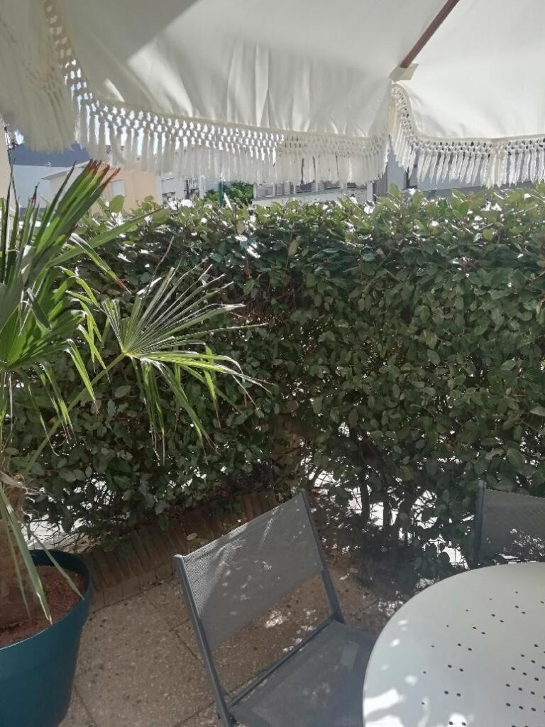 T3 Rez-De-Chaussee Lumineux Avec Terrasse Proche Plage 屈克 外观 照片